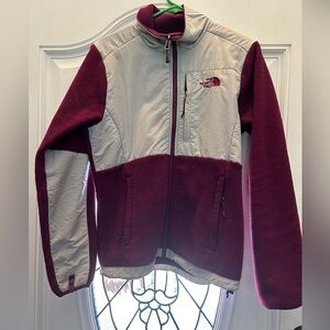 North face women's fleece. Size S.